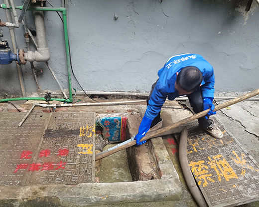 金东清掏化粪池